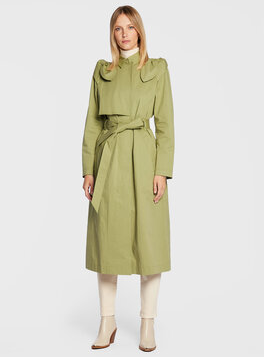 Ted Baker - Haine și accesorii care aduc eleganță britanică cu o notă jucăușă